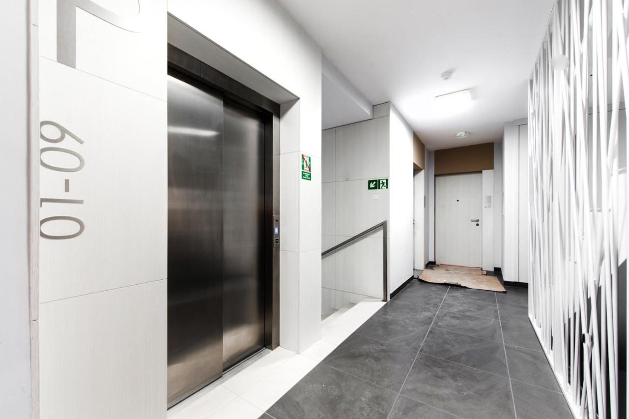 Project Comfort Apartament Dywizjonu 303 175/8 Warszawa Apartment ภายนอก รูปภาพ