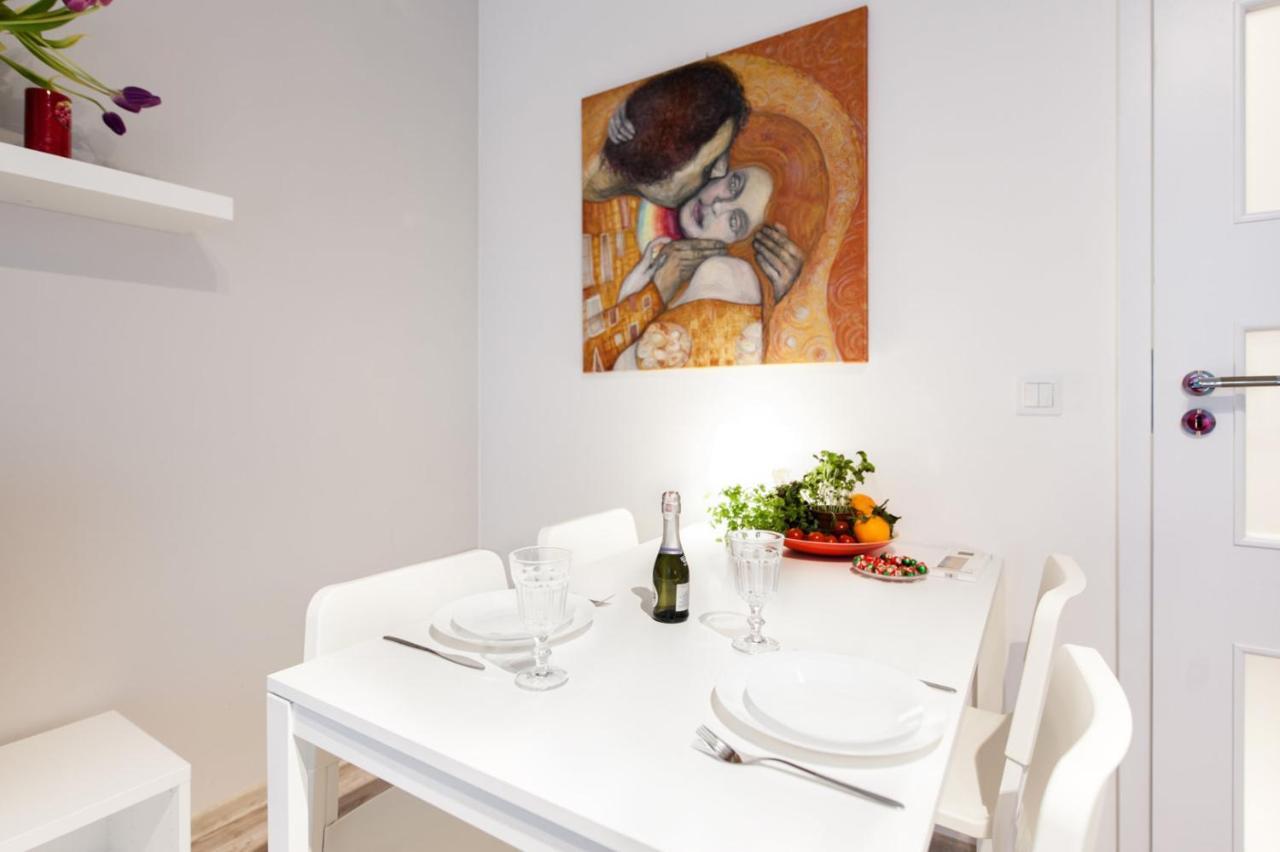Project Comfort Apartament Dywizjonu 303 175/8 Warszawa Apartment ภายนอก รูปภาพ