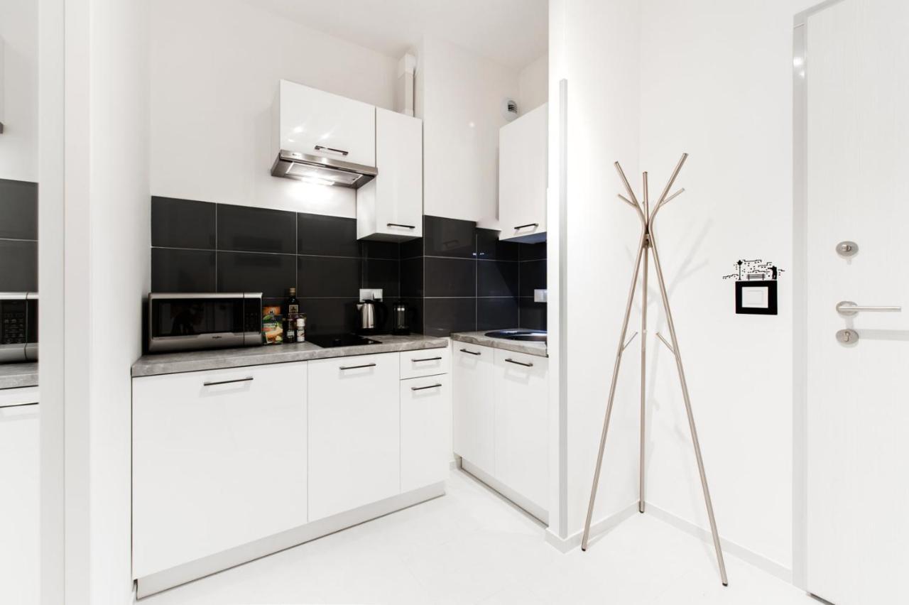 Project Comfort Apartament Dywizjonu 303 175/8 Warszawa Apartment ภายนอก รูปภาพ